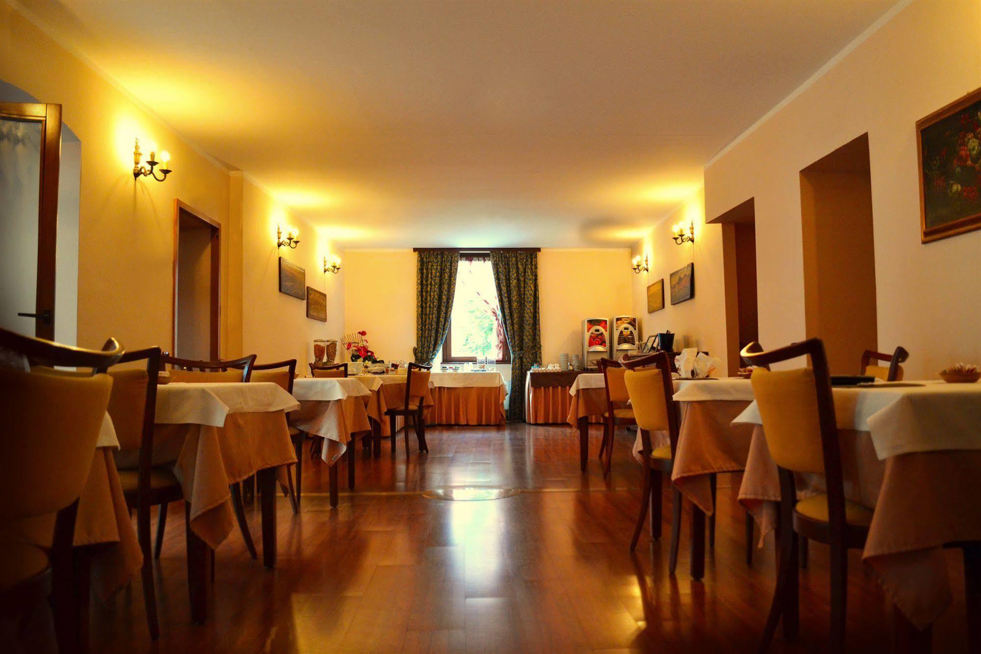 Hotel Sebino Sarnico Exterior foto